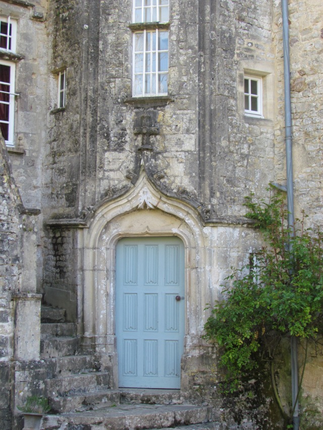 This door was actually one of the doors in the chateau we stayed in. Cool blue door.