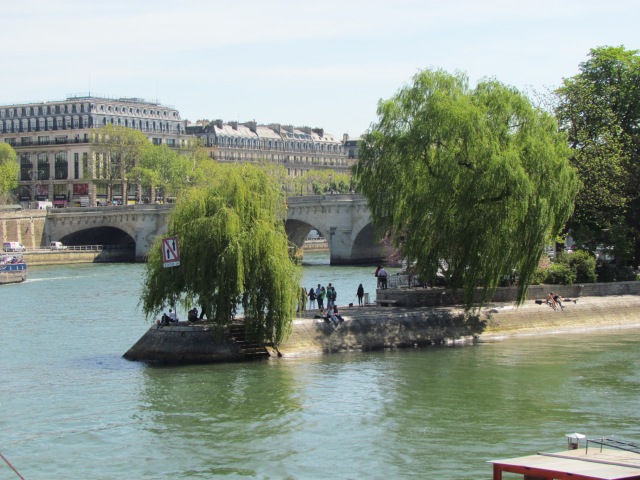 This is the end of the Ile de la Cite, the island with Notre Dame on it.